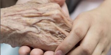 د. غالب خلايلي يكتب عن أرذل العمر ويقول: الشيخوخة قادمة.. فما تبعاتها؟  (1/2)