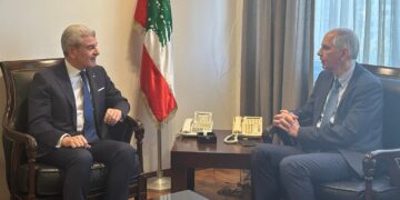 وزير الصناعة يلتقي سفير فرنسا في لبنان