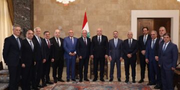 عون أمام وفد جمعية شركات الضمان:    بدأ العمل لاصلاح الاوضاع…    ميرزا عرض مشاكل القطاع  و اموال الشركات العالقة في المصارف…