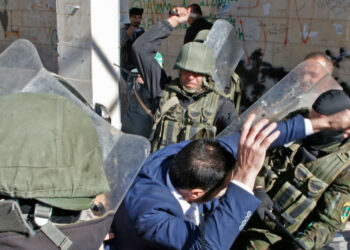 د. الياس ميشال الشويرييستند الى مقولة إصلاحية ويُعلّق:هل يُمكن تحطيم آلهة الفساد؟