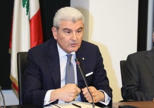 وزير الصناعة يتحدث بالسياسة الى “العربية”:نتجنّب “كوزراء قوات” أي مواجهةبين الجيش اللبناني والمجموعات المسلحة…