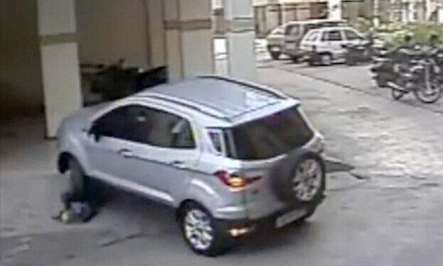 لأن مقدمتها مرتفعة.. سيارات الدفع الرباعي متهمة بقتل العدد الأكبر من المشاة… فهل سيكون لشركات التأمين موقف تتخذه لتجنّب الخسائر؟