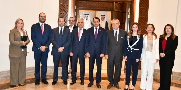 حبيب ووفد من مصرف الإسكان يتابع العلاقات القائمة بين المصرف وصندوق قطر للتنمية…
