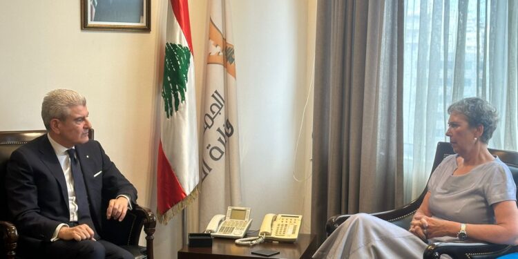 تعاون بين لبنان و سويسرا