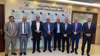 بعد انتخاب مجلس النقابة   برئاسة د. عيسى الخشاشنة.. لقاء مثمر بين الوفدالطبي      والإتحاد الأردني لشركات التأمين يخدم المرضى المؤمّنين أولاً…