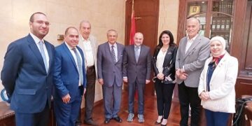 التقى رئيس مجلس الإعمار الجديد وشكر تعاون السلف نبيل الجسر.. أنطوان حبيب: أسعار الشقق والعقارات ارتفعت ما يدلّ على وجود بريق أمل..