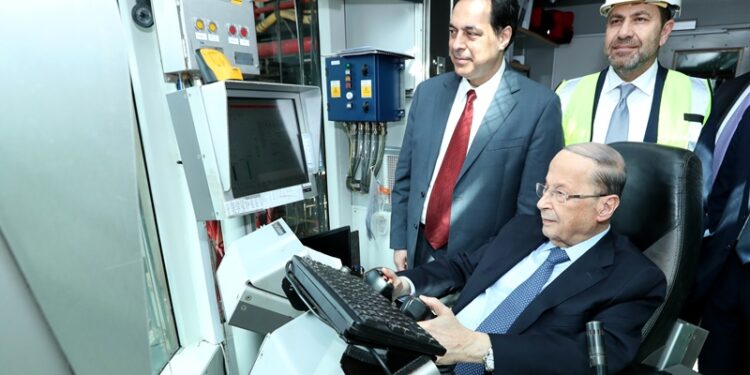 الفساد بات قاعدة تحكم العلاقات بين الدولة ومواطنيها.. د. الياس ميشال الشويري: لبنان..من دولة نفطية الى “دلة شفطية” ونموذج لإقتصاد النهب!..