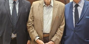 رئيس المجلس لأنطوان حبيب: أكملوا هذه المسيرة الإنسانية…