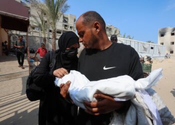 صرخة مدويّة لمنظمة الصحة العالمية:البحث اليائس عن الغذاء لا الجوع   يقتل الناس!