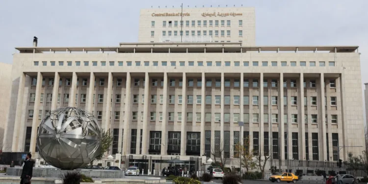 المركزي السوري يتحضر قانونياً لمنح تراخيص تؤسس لمصارف جديدة…