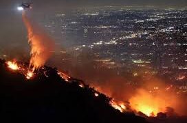 ضحايا لوس انجليس  الى الارتفاع جرّاء الحرائق ومعظم المتوّفين سقطوابسبب أمراض القلب والرئة …..