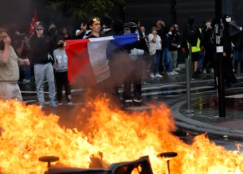 فرنسا تنشئ صندوقا للتعويضات لتغطية الخسائر الناجمة عن أعمال الشغب…