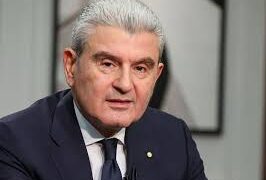 معرض للصناعة اللبنانية يتناوله     في مؤتمر صحفي الوزير ورئيس الجمعية لشرح التفاصيل والنتائج المرجوة…