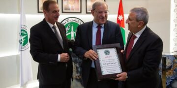 بعد النتائج المالية الملفتةوإجراء تعديلات في هيكلها التنظيمي..شركة التأمين الإسلامية- الأردنتُكرّم أربعة من أركانها الأساسيين…