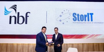 بنك الفجيرة الوطني و”ستور آي تي”    يدعمان حلول التمويل المخصّصة  لقنوات التكنولوجيا في الإمارات…