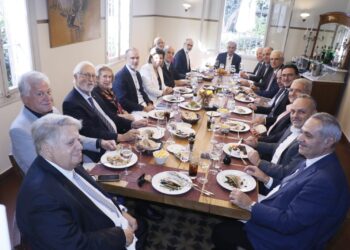 لقاء بين MIDEL ووزير الأشغالوحديث عن تعاون القطاعَيْن الخاص والعاموإعادة هيكلة وتشغيل مطار القليعات…