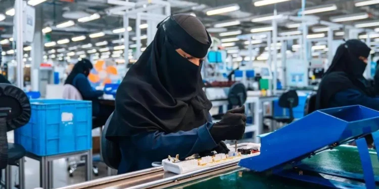 توظيف السعوديات في القطاع الخاص تضاعف أكثر من 15 مرة مقارنة بـ 2011…