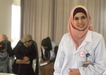 نداء القاهرة يلتقي     مع التضامن الإقليمي و التعاون العالميلرعاية مريضات سرطان الثدي…