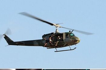 عربي يتعلق خارج طائرة مروحيةوآخر يتعلّق بأسنانه لتحطيم أرقام قياسية عالمية