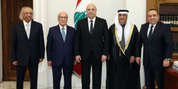 أمام وفد من اتحاد المصارف العربية..      عون مرحبا و مثمّنا هذه الخطوة:  انعقاد مؤتمركم من جديد في بيروت  رسالة أمل الى اللبنانيين…