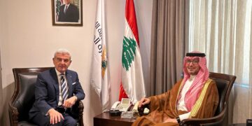 تمكين العلاقات الأخوية مع السعودية بين عيسى الخوري و البخاري … وزير الصناعة إلى الرياض السبت للمشاركة في مؤتمر يونيدو العام