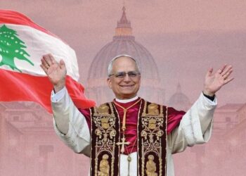 رسالة مفتوحة الى قداسة البابامن الدكتور الياس ميشال الشويري:صلِّ من أجل لبنانلكن لا تُبارك قاتليهولا تحوّل الزيارة رقعةتُخفي تشقّقات نظام يُحتضر...