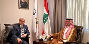 تمكين العلاقات الأخوية مع السعودية بين عيسى الخوري و بخاري.. وزير الصناعة الى الرياض السبت للمشاركة في مؤتمر يونيدو الغام