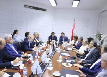 في لقاء مع الممثل المقيملصندوق النقد الدولي في لبنان..د. فؤاد زمكحل: سياسيونا يهربون من الصندوقخوفاً من المحاسبة والملاصقة...