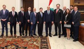 الضغوط الأميركيةلـ “تجفيف” مصادر تمويل حزب اللههل تضرب الحزب وحدهام تصيب الإقتصاد الوطني بأكمله؟د. الياس ميشال الشويري:تجفيف منابع الفساد والإنقسامتُبقي لبنان بعيداً عن سياسة المحاور…