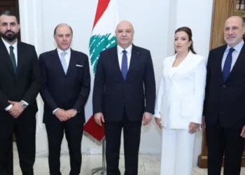 حاكم مصرف لبنان وأعضاء هيئة الأسواق الماليةيؤدّون اليمين أمام الرئيس عون