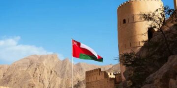 «فيتش» ترفع تصنيف عُمان إلى (BBB-) مع نظرة مستقبلية مستقرة