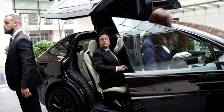 750 مليار دولار ثروة إيلون ماسك ..الأغنى في العالم