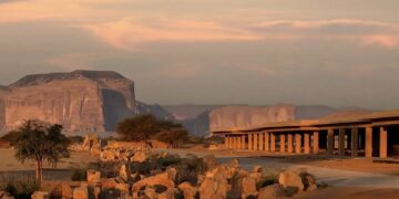 “العلا” تتوج عالميًا كأفضل مشروع سياحي