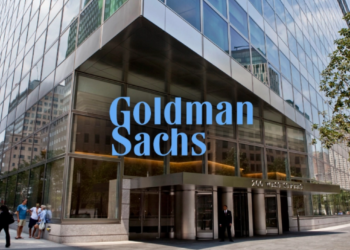 «غولدمان ساكس»يتوقع ارتفاع الذهب إلى 4900 دولار