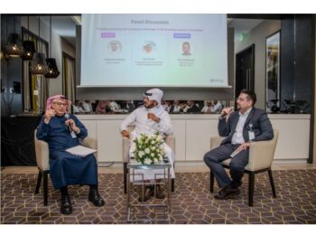 مكافحة الإحتيال وتعزيز الإمتثال والحلول الذكيةمواضيع أُثيرت في ملتقى Moznعيد الناصر:نُسهم في تطوير قطاع التأمين عبر اللقاءات والحوار البناء...