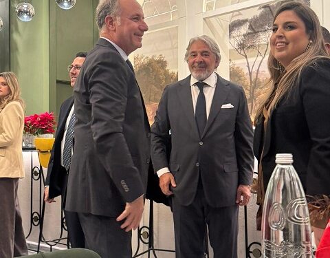 UFA العريقة بالتأمينتكرّم شركاءها والمتعاونين معهافي مطعم عريق بلقمته الطيّبة...