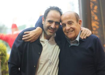 أكسا الشرق الأوسطتودّع عاماً وتستقبل آخر جديداًوروجيه نسناس يثمّن جهد الموظفينويُقدّم لهم الشكر...