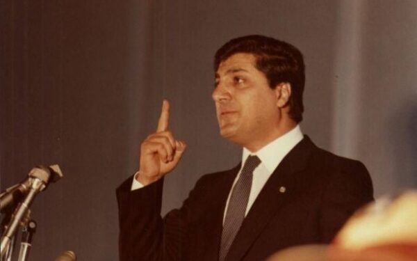 ماذا لو بقي بشير الجميلرئيساً للبنان؟د. الياس ميشال الشويري:التسويات بعده انتخبت منظومة فسادأكثر عنفاً واستدامة من الحرب نفسها...