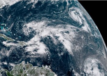 Ophelia تعودفحذارِ البرد ومشاكل الجهاز التنفسي..