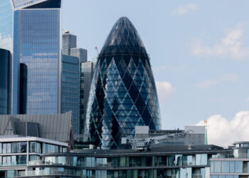 شركة سويس ريتدخل 2026 محصنة بأرباحواستراتيجية مدروسةتبقيها عملاق إعادة التأمين العالمي...