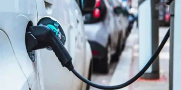 مبيعات السيارات الكهربائية ناشطة في مصر والعقبة : ضعف نقاط الشحن…