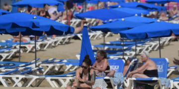 مليار و نصف المليار سائح جابوا دول العالم في 2025 و المرتقب نتيجة مماثلة هذا العام إذا…