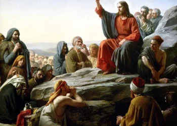 المحبة والمغفرة والخلاص في قلب الإيمان المسيحي..د. الياس ميشال الشويري:الله لا يُخلّص الإنسان من بعيدبل يقترب منه ويحمل صليبه..