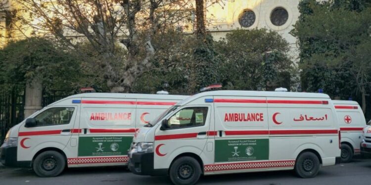 الصحة العالمية:تسليم وزارة الصحة فى سورياسيارات إسعاف من مركز الملك سلمان للإغاثة