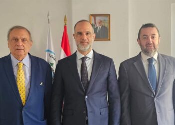 حبيب يُطلع رسامنيعلى مشاريع مصرف الإسكان