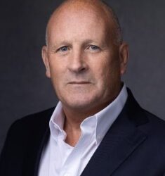 ديفيد هيلي أصبح الرئيس التنفيذيلشركة "ليفا" العُمانية...