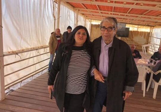 أبو سليم والرملة البيضاء:جلسة كلّ أربعاءمع أصدقاء ولحم بعجين...