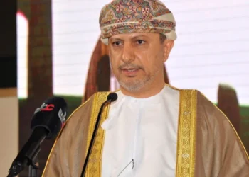 عُمان تؤسس مركزا ماليا عالميايضمّ شركات تأمين عربية و عالمية...