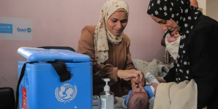 اليونيسف والصحة العالميةيطلقان الجولة الثانية منحملة التطعيم الروتينية فى غزة