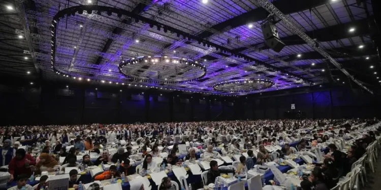 لبنان يدخل سباق غينيسبأطول مائدة إفطار رمضانية في العالم